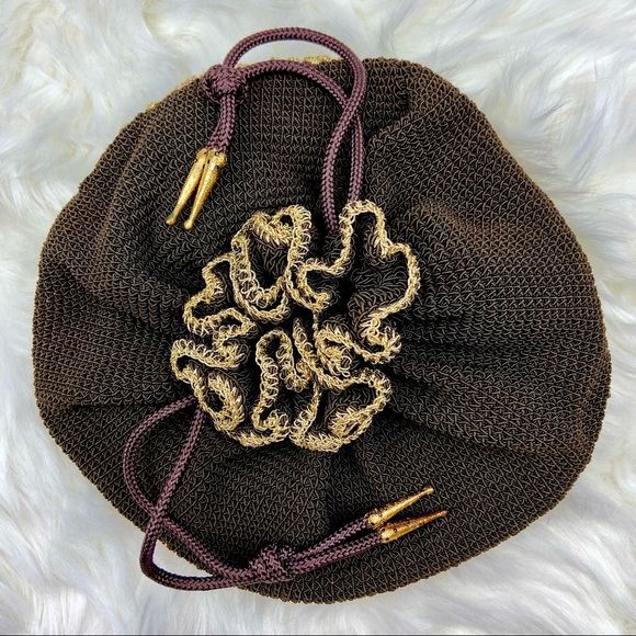 VINTAGE Crochet Drawstring Tote Clutch Evening Bag Purse Gold Boho Wristlet 60s - Picture 3 of 6